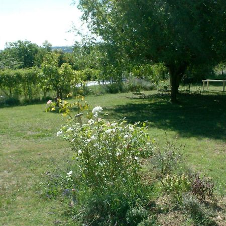 L'Oustalet Apartment La Tour-d'Aigues ภายนอก รูปภาพ