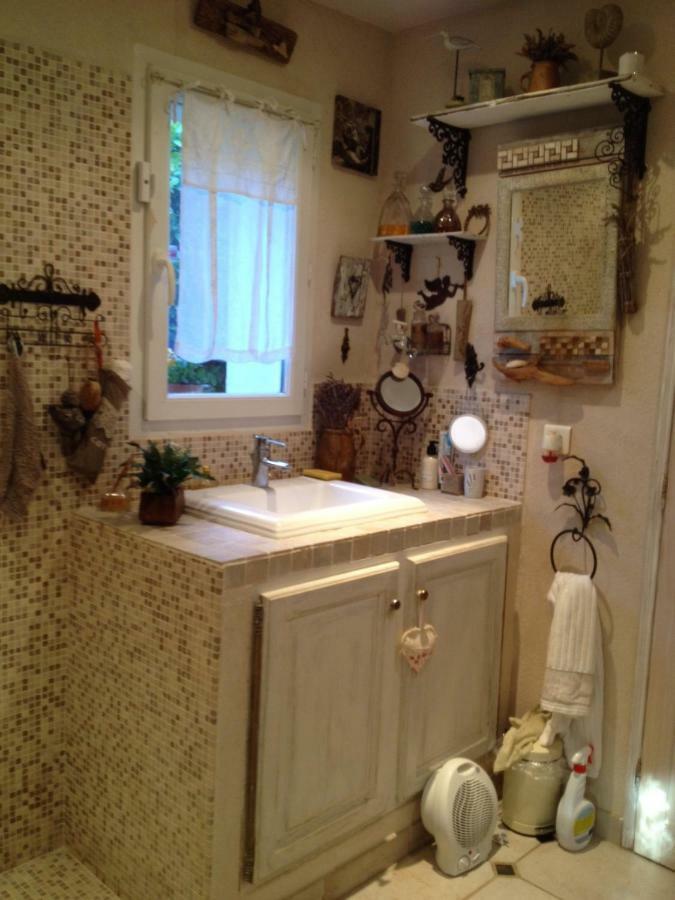 L'Oustalet Apartment La Tour-d'Aigues ภายนอก รูปภาพ