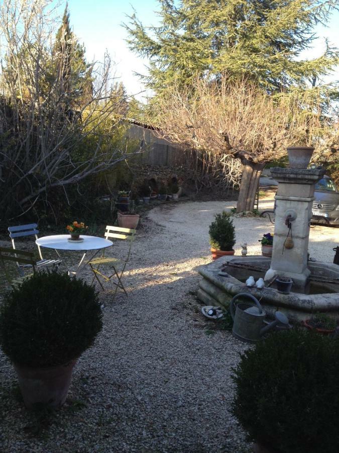 L'Oustalet Apartment La Tour-d'Aigues ภายนอก รูปภาพ