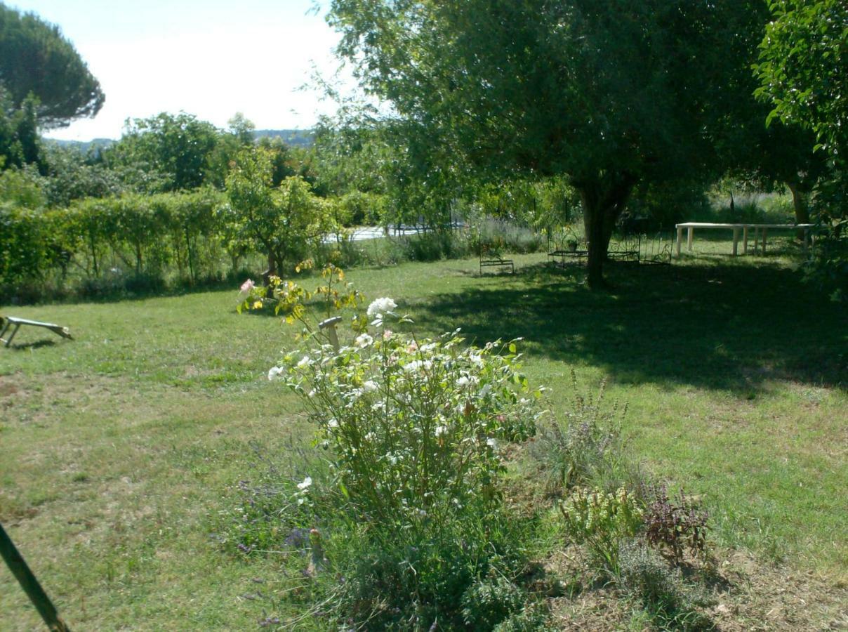 L'Oustalet Apartment La Tour-d'Aigues ภายนอก รูปภาพ